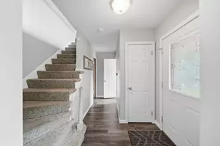 1058 Orchard Rd, Adrian, MI 49221 - Photo 3