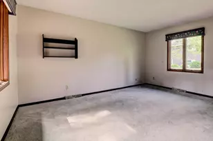 8691 Summit Ct, Zeeland, MI 49464 - Photo 37