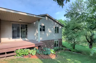 8691 Summit Ct, Zeeland, MI 49464 - Photo 7