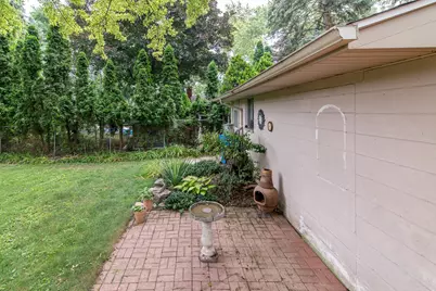 2014 Whittier Road, Ypsilanti, MI 48197 - Photo 9