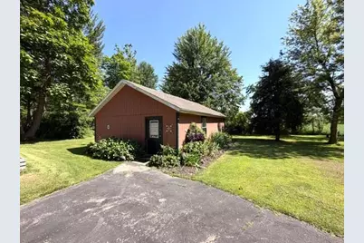 4084 Hartman Road, Sodus, MI 49126 - Photo 37