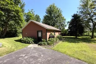 4084 Hartman Rd, Sodus, MI 49126 - Photo 37