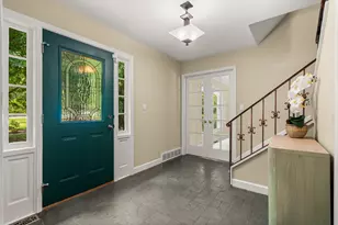 2464 Blueberry Ln, Ann Arbor, MI 48103 - Photo 3