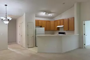 1452 Fox Pointe Cir, Ann Arbor, MI 48108 - Photo 7
