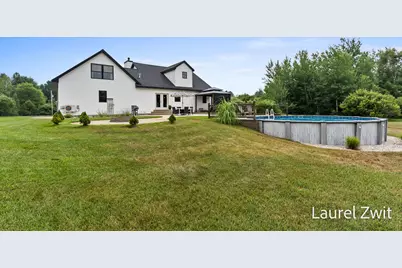 2281 N Green Creek Road, Muskegon, MI 49445 - Photo 17