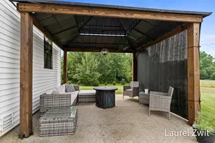 2281 N Green Creek Rd, Muskegon, MI 49445 - Photo 19