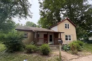 212 W South St, Hartford, MI 49057 - Photo 1