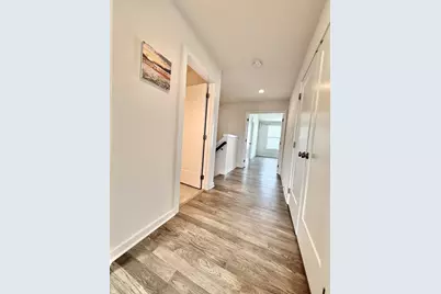 2752 S Spurway Drive, Ann Arbor, MI 48105 - Photo 23