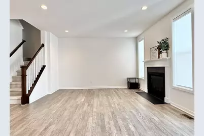 2752 S Spurway Drive, Ann Arbor, MI 48105 - Photo 11