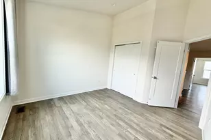 2752 S Spurway Dr, Ann Arbor, MI 48105 - Photo 27
