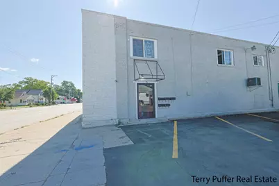 851 W Laketon Avenue #Suite A, Muskegon, MI 49441 - Photo 1