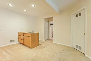 2398 Foxway Dr, Ann Arbor, MI 48105 - Photo 47