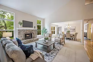 2398 Foxway Dr, Ann Arbor, MI 48105 - Photo 11