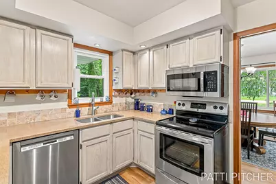 13369 Forest Park Drive, Grand Haven, MI 49417 - Photo 23