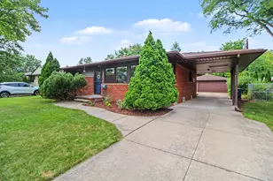 1832 Weldon Blvd, Ann Arbor, MI 48103 - Photo 3