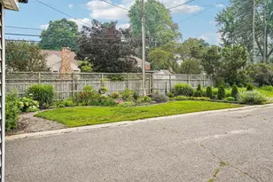 1212 Washtenaw Ave, Ypsilanti, MI 48197 - Photo 37