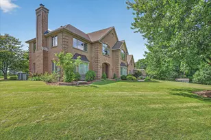 9425 Ravine Ridge Dr SE, Caledonia, MI 49316 - Photo 3