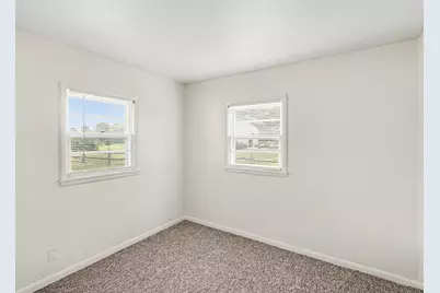 16812 Moorepark Road, Three Rivers, MI 49093 - Photo 11