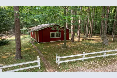 7211 Northern Drive, Pentwater, MI 49449 - Photo 1