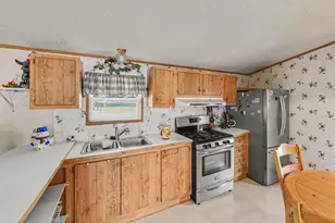69205 Garver Lake Rd, Edwardsburg, MI 49112 - Photo 7
