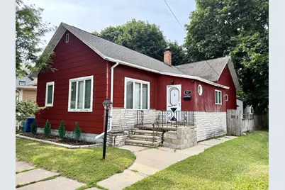 307 6th Street, Manistee, MI 49660 - Photo 1