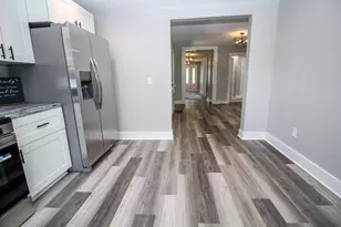 422 Maple St, Three Rivers, MI 49093 - Photo 9