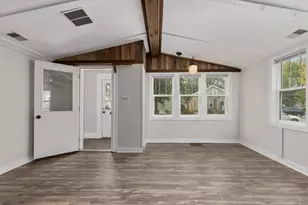 251 W 11th St, Holland, MI 49423 - Photo 3