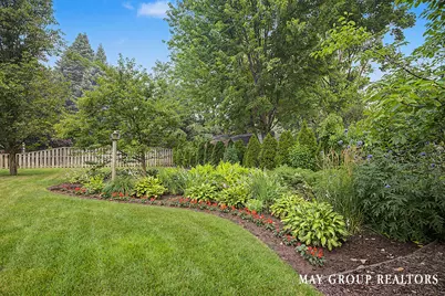 4840 Cresthill Drive NE, Grand Rapids, MI 49525 - Photo 5
