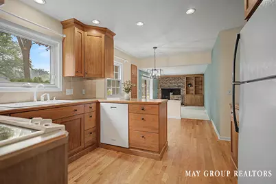 4840 Cresthill Drive NE, Grand Rapids, MI 49525 - Photo 11