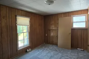 1311 E Montgomery Rd, Hillsdale, MI 49242 - Photo 33