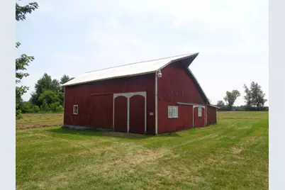 1311 E Montgomery Road, Hillsdale, MI 49242 - Photo 5