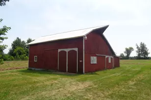 1311 E Montgomery Rd, Hillsdale, MI 49242 - Photo 5