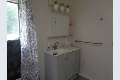 1311 E Montgomery Road, Hillsdale, MI 49242 - Photo 15