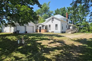 1311 E Montgomery Rd, Hillsdale, MI 49242 - Photo 3
