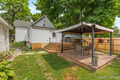 117 W Pine Street, Edmore, MI 48829 - Photo 25