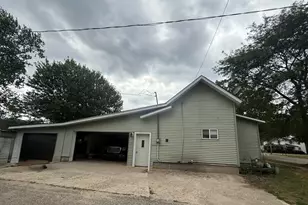 408 Reed St, Nashville, MI 49073 - Photo 3