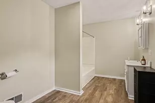 19601 68th St, South Haven, MI 49090 - Photo 23