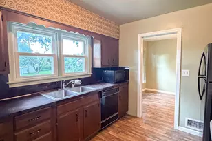 114 E Southeastern Ave E, Galien, MI 49113 - Photo 7