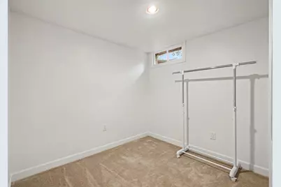 31 S New Moon Terrace S, Springfield, MI 49037 - Photo 17
