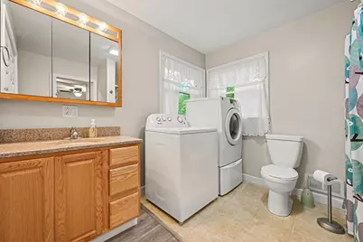 31 S New Moon Terrace S, Springfield, MI 49037 - Photo 11