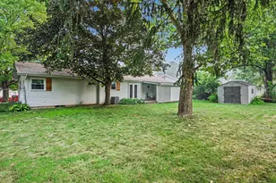 31 S New Moon Terrace S, Springfield, MI 49037 - Photo 25