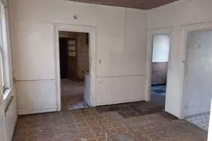 1810 Carroll St, Saginaw, MI 48601 - Photo 3