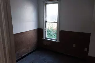 1810 Carroll St, Saginaw, MI 48601 - Photo 11