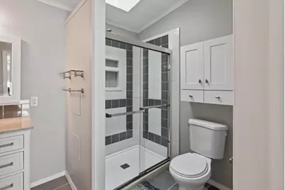 5688 Hawthorn Street #109, Kalamazoo, MI 49009 - Photo 9