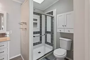 5688 Hawthorn St, Kalamazoo, MI 49009 - Photo 9