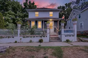 243 Delaware St SE, Grand Rapids, MI 49507 - Photo 1