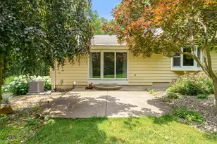 2910 N 5th St, Kalamazoo, MI 49009 - Photo 7