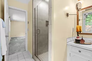 2910 N 5th St, Kalamazoo, MI 49009 - Photo 5