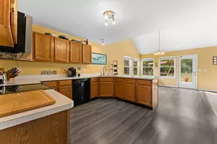 4619 Sycamore Dr, Ypsilanti, MI 48197 - Photo 5