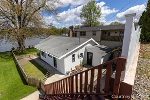 747 Kornoelje Dr NE, Comstock Park, MI 49321 - Photo 11